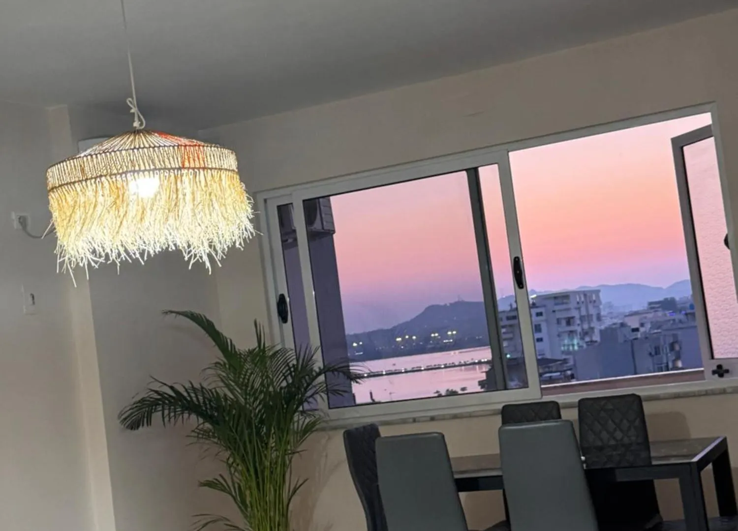 Sea View Apartment Durrës 0*,